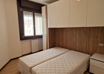 Camera da letto - Two-room apartment via Tiziano Vecellio, 14, Azzate - photo 5