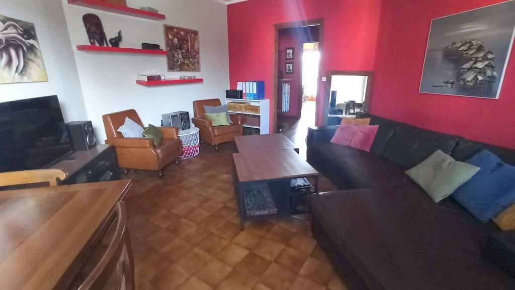 Salone - Three-room apartment via Selene, Carrù - photo 2