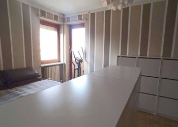 Camera da letto - Three-room apartment via Selene, Carrù - photo 13