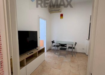 Sala da pranzo - Two-room apartment Vico Cacciottoli
51, Napoli - photo 2