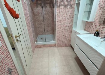 Bagno - Two-room apartment Vico Cacciottoli
51, Napoli - photo 9