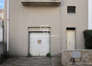 Foto 1 - Warehouse Via S. Agostino, Gaeta - photo 1