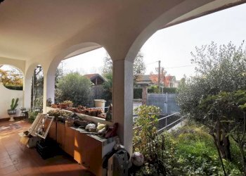 Patio esterno - Villa a Schiera via Asti, 33, Rivalta di Torino - foto 5