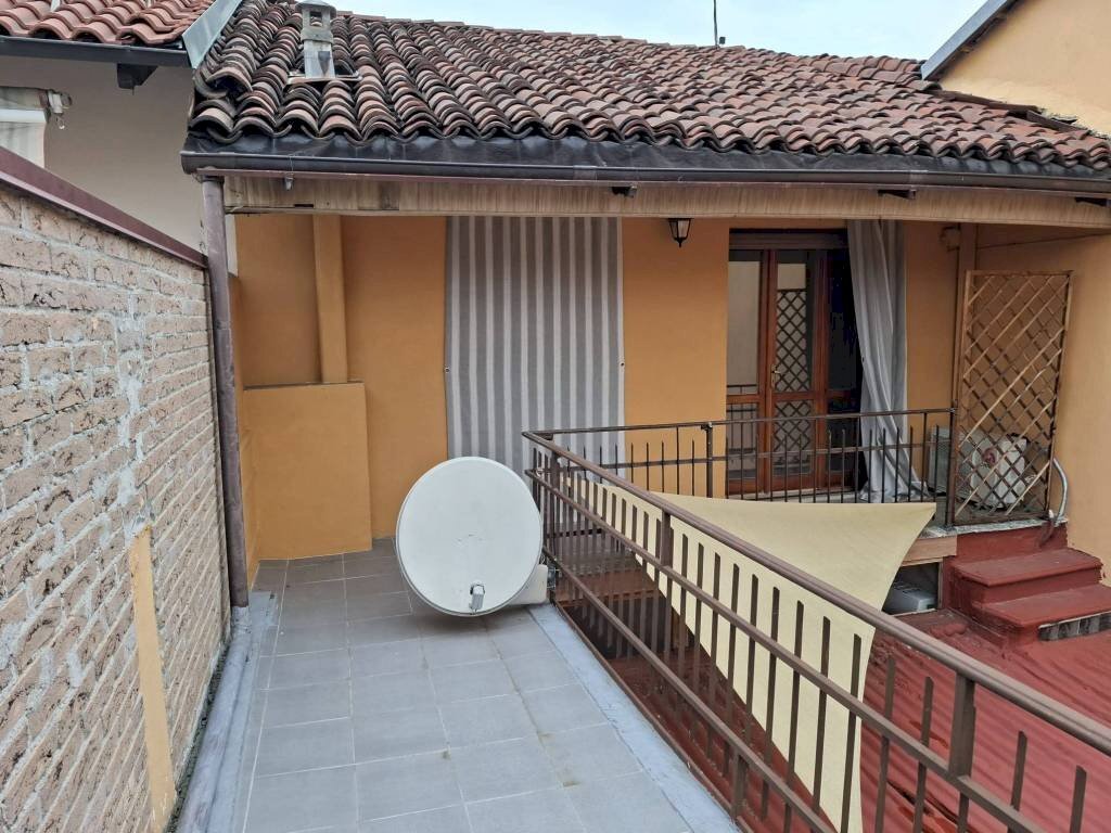 Terrazzo - Independent house via Pietro Micca, Rondissone - photo 2