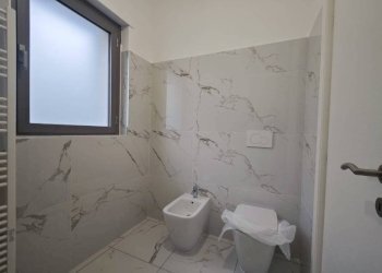 Bagno - Trilocale corso Duca degli Abruzzi, 56, Torino (zona Crocetta) - foto 18