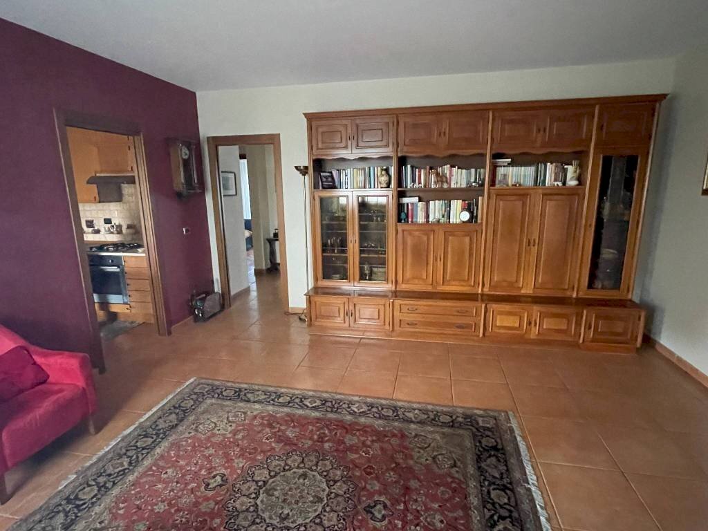 Salone - Three-room apartment via Tommaso Campanella, 12, Chieri - photo 3
