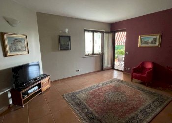 Salone - Three-room apartment via Tommaso Campanella, 12, Chieri - photo 2