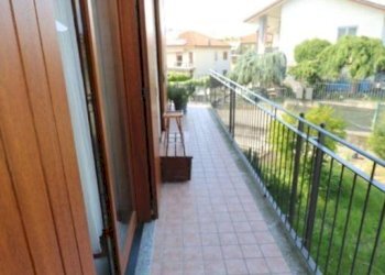 Balcone - Three-room apartment via Tommaso Campanella, 12, Chieri - photo 12