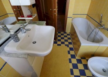 Bagno - Three-room apartment via Tommaso Campanella, 12, Chieri - photo 18