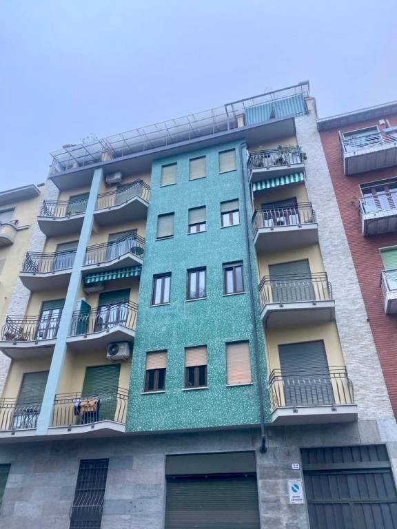 Facciata - Two-room apartment via Osasco, 22, Torino (neighborhood San Paolo) - photo 1