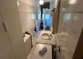 Bagno - Two-room apartment via Osasco, 22, Torino (neighborhood San Paolo) - photo 6