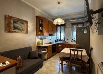 Salone - Two-room apartment via Osasco, 22, Torino (neighborhood San Paolo) - photo 10