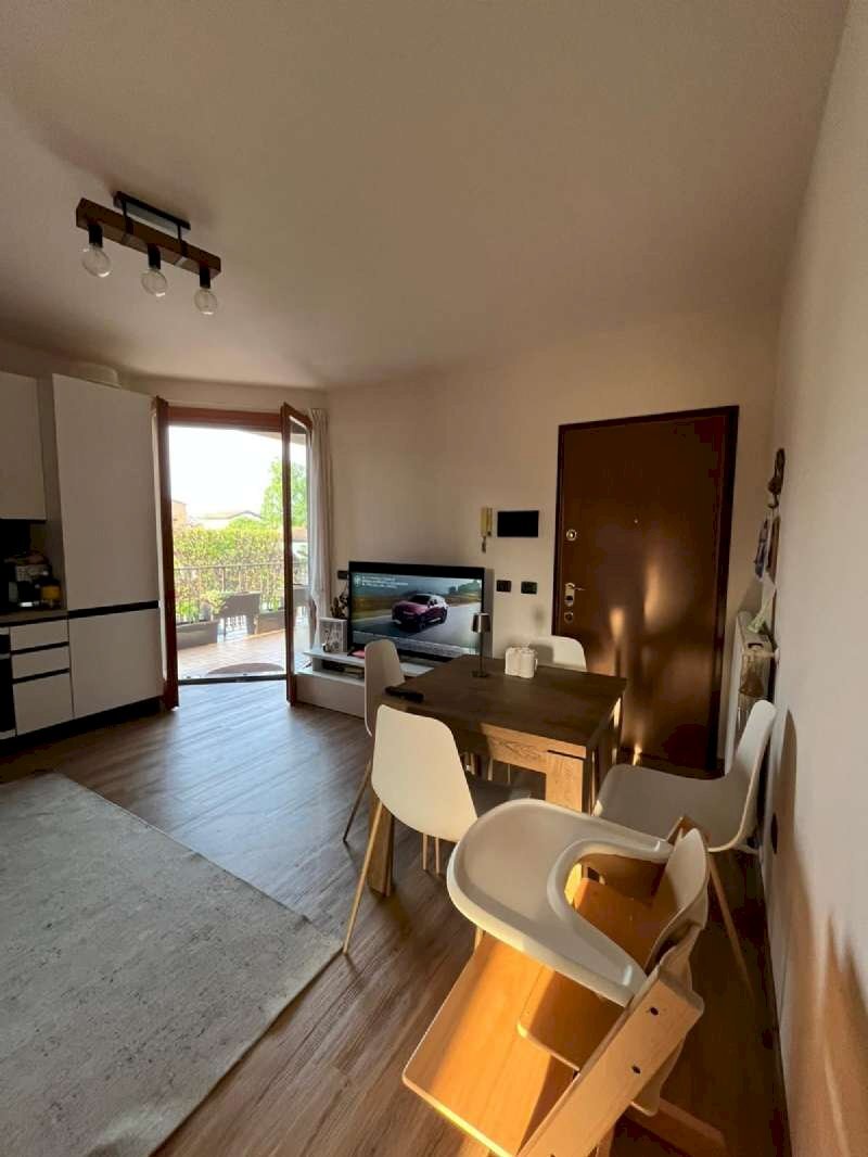 zona giorno - Two-room apartment via Fleming, Pandino - photo 2