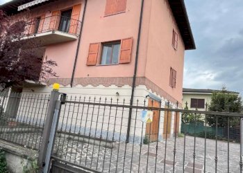 facciata - Two-room apartment via Fleming, Pandino - photo 10