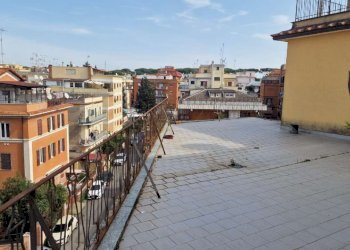 whatsapp image 2026-03-03 at 12.02.50 - Attic via prospero santacroce, Roma - photo 3