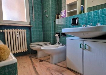 Bagno - Quadrilocale corso Galileo Ferraris, Cuneo (zona Donatello) - foto 25