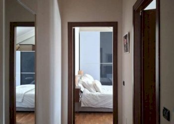 Corridoio - Four-room apartment strada Cantone Caneparo, 10, Biella - photo 27