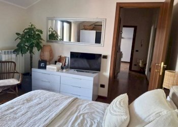 Camera da letto - Four-room apartment strada Cantone Caneparo, 10, Biella - photo 29