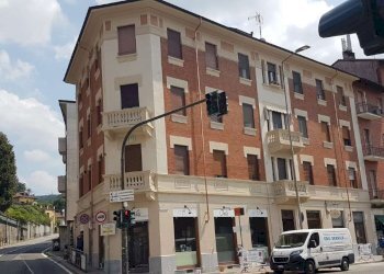 FACCIATA - Mansarda corso MONCALIERI, 259, Torino (zona Borgo Po) - foto 1