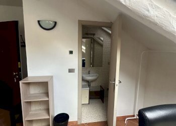 MONOLOCALE - Mansarda corso MONCALIERI, 259, Torino (zona Borgo Po) - foto 5