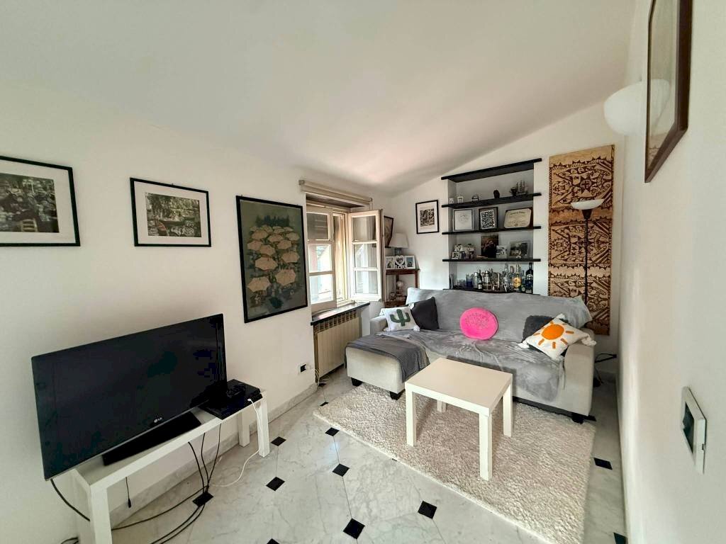 Salone - Three-room apartment via Romana di Quarto, 113, Genova (neighborhood Quarto) - photo 2