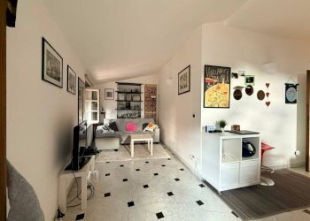 Salone - Three-room apartment via Romana di Quarto, 113, Genova (neighborhood Quarto) - photo 4