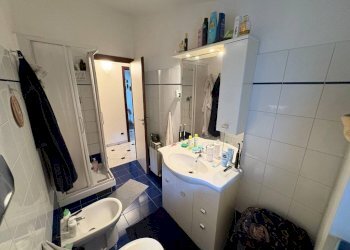 Bagno - Three-room apartment via Romana di Quarto, 113, Genova (neighborhood Quarto) - photo 13