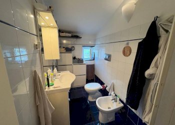 Bagno - Three-room apartment via Romana di Quarto, 113, Genova (neighborhood Quarto) - photo 16