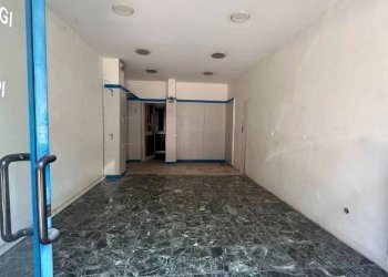 Interno non residenziale - Negozio via Stradella, 212, Torino - foto 2