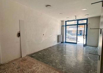 Interno non residenziale - Negozio via Stradella, 212, Torino - foto 3
