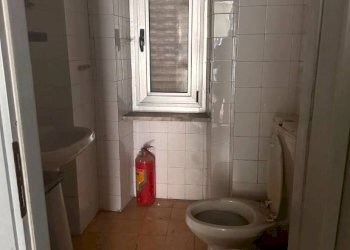 Bagno - Negozio via Stradella, 212, Torino - foto 5