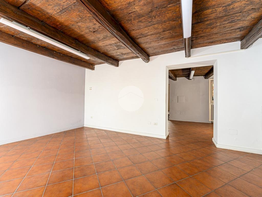 Negozio Via Torino, Savigliano - foto 2