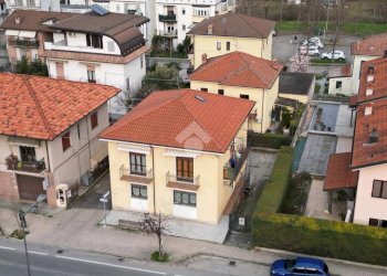 Four-room apartment Corso Cortemilia, Alba - photo 1