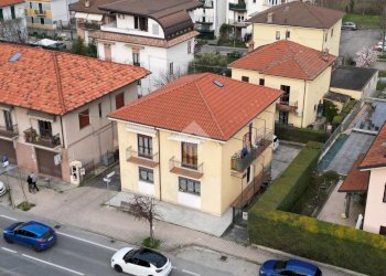 Four-room apartment Corso Cortemilia, Alba - photo 10