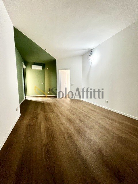 IMG_8678 - Four-room apartment Via Salvatore Matarrese 2, Bari (neighborhood Poggiofranco) - photo 2