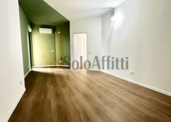 IMG_8678 - Four-room apartment Via Salvatore Matarrese 2, Bari (neighborhood Poggiofranco) - photo 2