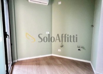 IMG_8679 - Four-room apartment Via Salvatore Matarrese 2, Bari (neighborhood Poggiofranco) - photo 3