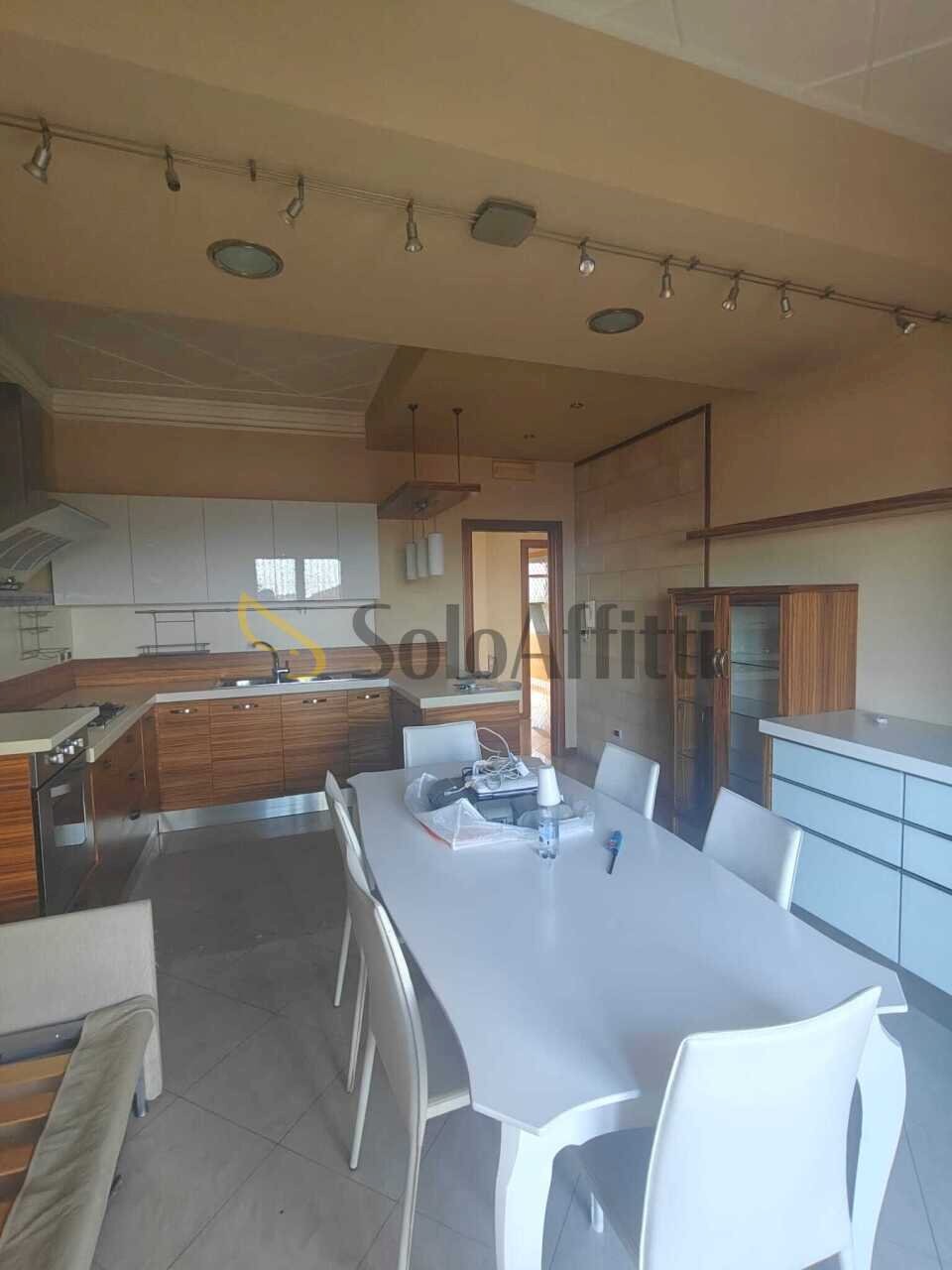 WhatsApp Image 2026-05-19 at 16.07.42 (6) - Four-room apartment Via Alessandro Manzoni 32 E, Viagrande - photo 1