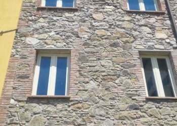 terratetto al grezzo zona ovest (3) - Townhouse Lucca - photo 2
