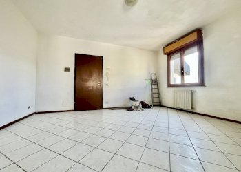 Zona living - Four-room apartment Via Giuseppe Garibaldi 104A, Calcinaia - photo 5