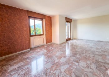 SALONE 2 - Four-room apartment Via XXV Aprile, Brescia - photo 4