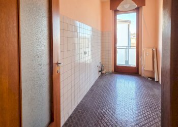 CUCINA - Four-room apartment Via XXV Aprile, Brescia - photo 10