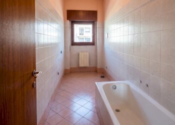 BAGNO 2 - Four-room apartment Via XXV Aprile, Brescia - photo 19