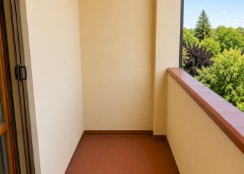 balcone - Quadrilocale Aulla - foto 10