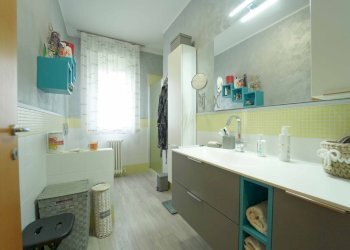 secondo bagno - Trilocale Via Berlino 89, Santarcangelo di Romagna - foto 21