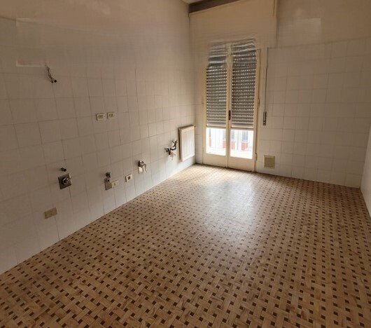 3 - Appartamento all'asta Via Ugo Foscolo 128/8, La Spezia - foto 2