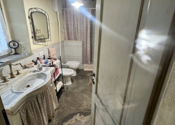 bagno - Rustico Via di Sofignano, Vaiano - foto 22