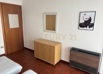 camera da letto (5).jpg - Two-room apartment Via Mercurio 1, Verona - photo 9