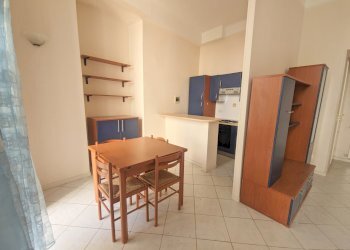 soggiorno - Bilocale Via Zeffiro Massa 84, Sanremo - foto 2