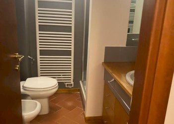 WhatsApp Image 2025-07-10 at 11.48.46 (1).jpeg - Two-room apartment Sarzana - photo 2